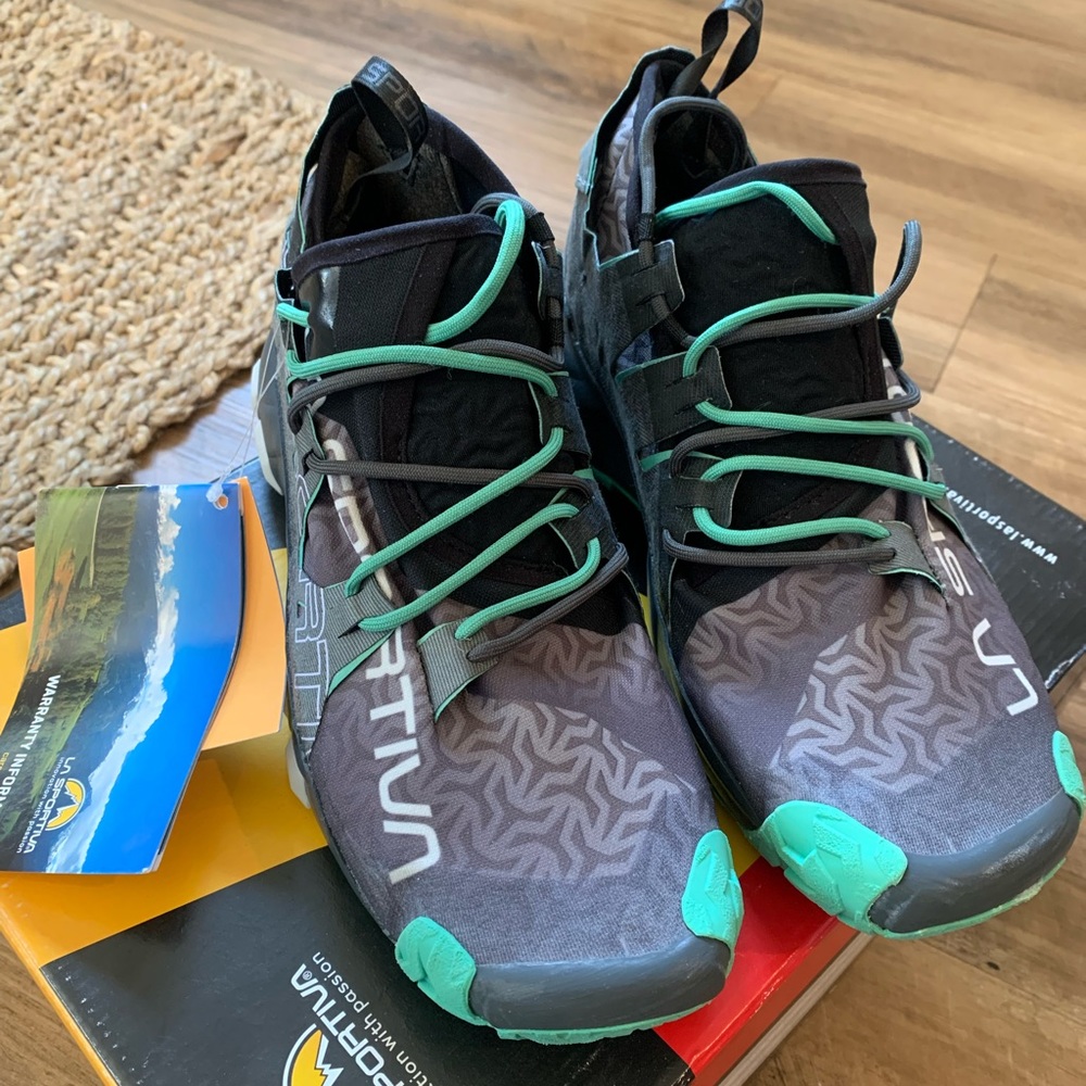 NEW, with TAGS: La Sportiva mountain running shoe
